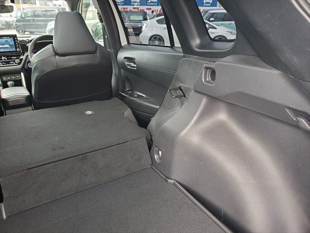 カローラクロス ハイブリッド　Ｚ☆プリクラッシュセーフティ☆禁煙車☆　４ＷＤ☆ディスプレイオーディオ☆Ｂｌｕｅｔｏｏｔｈ☆ＣａｒＰｌａｙ☆ＡｎｄｒｏｉｄＡｕｔｏ☆サンルーフ☆ＥＴＣ☆シートヒーター☆ＬＥＤヘッドライト＆フォグ☆パワーバックドア☆１００Ｖ電源☆試乗ＯＫ☆（37枚目）