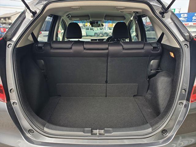 フィット 13G・F☆ホンダセンシング☆走行2.6万km☆禁煙車☆ ナビ☆Bluetooth☆ETC☆バックカメラ☆スマートキー☆プッシュスタート☆アダプティブクルーズコントロール☆衝突軽減ブレーキ☆車線逸脱抑制☆プラズマクラスター☆セキュリティアラーム☆試乗OK☆(8枚目)