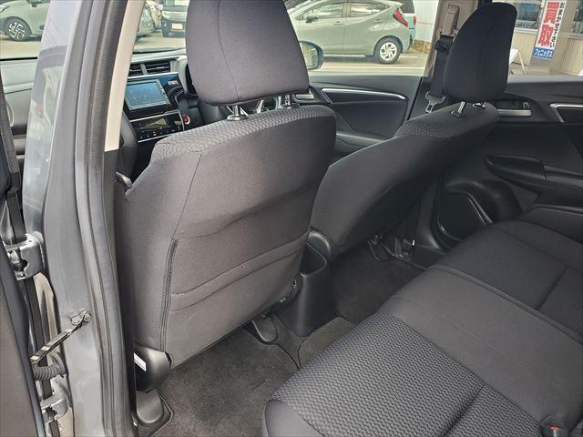 フィット 13G・F☆ホンダセンシング☆走行2.6万km☆禁煙車☆ ナビ☆Bluetooth☆ETC☆バックカメラ☆スマートキー☆プッシュスタート☆アダプティブクルーズコントロール☆衝突軽減ブレーキ☆車線逸脱抑制☆プラズマクラスター☆セキュリティアラーム☆試乗OK☆(31枚目)