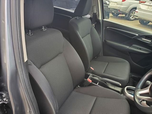 フィット 13G・F☆ホンダセンシング☆走行2.6万km☆禁煙車☆ ナビ☆Bluetooth☆ETC☆バックカメラ☆スマートキー☆プッシュスタート☆アダプティブクルーズコントロール☆衝突軽減ブレーキ☆車線逸脱抑制☆プラズマクラスター☆セキュリティアラーム☆試乗OK☆(68枚目)