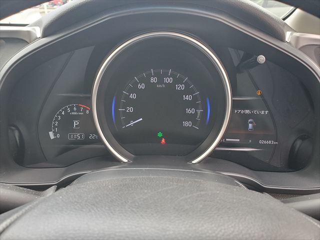 フィット 13G・F☆ホンダセンシング☆走行2.6万km☆禁煙車☆ ナビ☆Bluetooth☆ETC☆バックカメラ☆スマートキー☆プッシュスタート☆アダプティブクルーズコントロール☆衝突軽減ブレーキ☆車線逸脱抑制☆プラズマクラスター☆セキュリティアラーム☆試乗OK☆(69枚目)