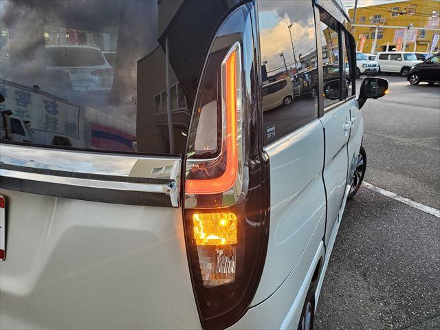 デリカＤ：２ カスタムハイブリッドＭＶ全方位カメラ付ナビパッケージ☆禁煙車　４ＷＤ☆９インチナビ☆Ｂｌｕｅｔｏｏｔｈ☆ビルトインＥＴＣ☆全方位カメラ☆両側パワースライドドア☆シートヒーター☆ヘッドアップディスプレイ☆衝突軽減ブレーキ☆ＬＥＤヘッドライト＆フォグ☆試乗ＯＫ☆（23枚目）