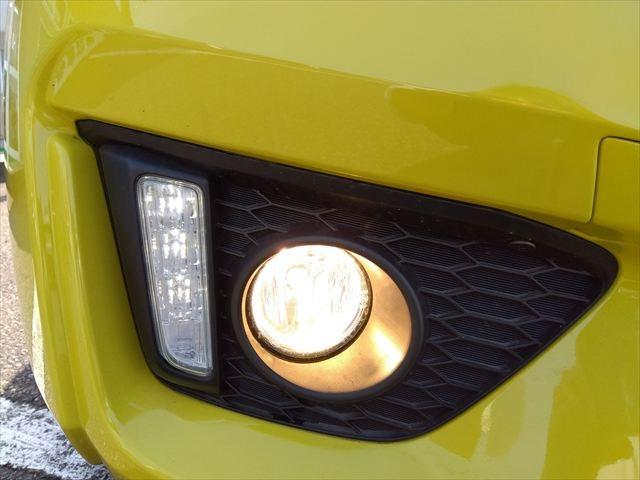 ☆８型ナビ☆ＴＶ☆Ｂｌｕｅｔｏｏｔｈ☆バックカメラ☆ＥＴＣ☆４ＷＤ☆走行８２００ｋｍ☆禁煙車☆スマートキー☆Ｐスタート☆パドルシフト☆ウィンカードアミラー☆衝突軽減ブレーキ☆ＬＥＤライト☆試乗ＯＫ☆