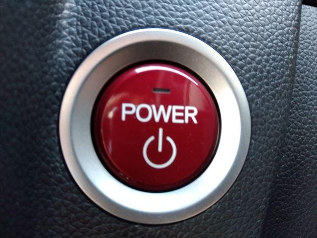 ☆８型ナビ☆ＴＶ☆Ｂｌｕｅｔｏｏｔｈ☆バックカメラ☆ＥＴＣ☆４ＷＤ☆走行８２００ｋｍ☆禁煙車☆スマートキー☆Ｐスタート☆パドルシフト☆ウィンカードアミラー☆衝突軽減ブレーキ☆ＬＥＤライト☆試乗ＯＫ☆