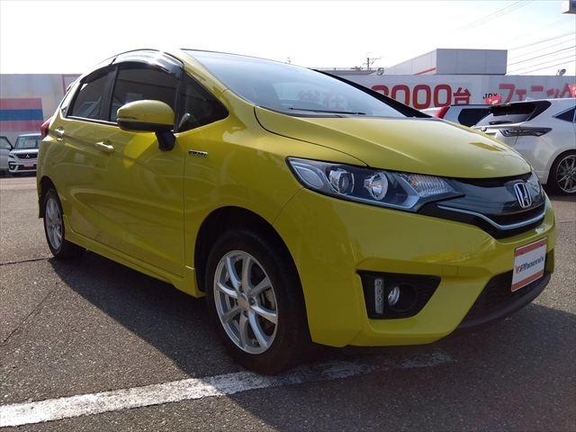 ☆８型ナビ☆ＴＶ☆Ｂｌｕｅｔｏｏｔｈ☆バックカメラ☆ＥＴＣ☆４ＷＤ☆走行８２００ｋｍ☆禁煙車☆スマートキー☆Ｐスタート☆パドルシフト☆ウィンカードアミラー☆衝突軽減ブレーキ☆ＬＥＤライト☆試乗ＯＫ☆