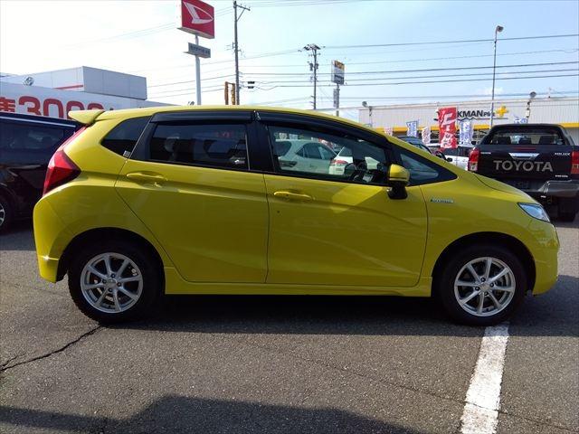 ☆８型ナビ☆ＴＶ☆Ｂｌｕｅｔｏｏｔｈ☆バックカメラ☆ＥＴＣ☆４ＷＤ☆走行８２００ｋｍ☆禁煙車☆スマートキー☆Ｐスタート☆パドルシフト☆ウィンカードアミラー☆衝突軽減ブレーキ☆ＬＥＤライト☆試乗ＯＫ☆