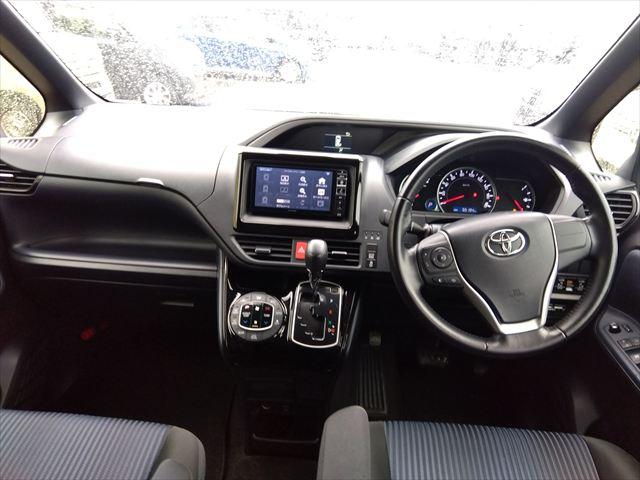 ヴォクシー ZS 煌II☆トヨタセイフティセンス☆車検令和9年11月☆ ナビ☆フリップダウンモニター☆Bluetooth☆バックカメラ☆ETC☆両側パワースライドドア☆LEDヘッドライト&フォグ☆衝突軽減ブレーキ☆車線逸脱警報☆走行5.5万km☆7人乗り☆試乗OK☆禁煙車(4枚目)