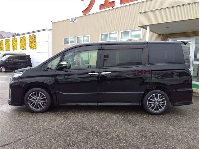 ヴォクシー ZS 煌II☆トヨタセイフティセンス☆車検令和9年11月☆ ナビ☆フリップダウンモニター☆Bluetooth☆バックカメラ☆ETC☆両側パワースライドドア☆LEDヘッドライト&フォグ☆衝突軽減ブレーキ☆車線逸脱警報☆走行5.5万km☆7人乗り☆試乗OK☆禁煙車(14枚目)