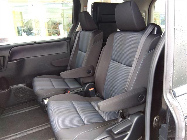 ヴォクシー ZS 煌II☆トヨタセイフティセンス☆車検令和9年11月☆ ナビ☆フリップダウンモニター☆Bluetooth☆バックカメラ☆ETC☆両側パワースライドドア☆LEDヘッドライト&フォグ☆衝突軽減ブレーキ☆車線逸脱警報☆走行5.5万km☆7人乗り☆試乗OK☆禁煙車(34枚目)