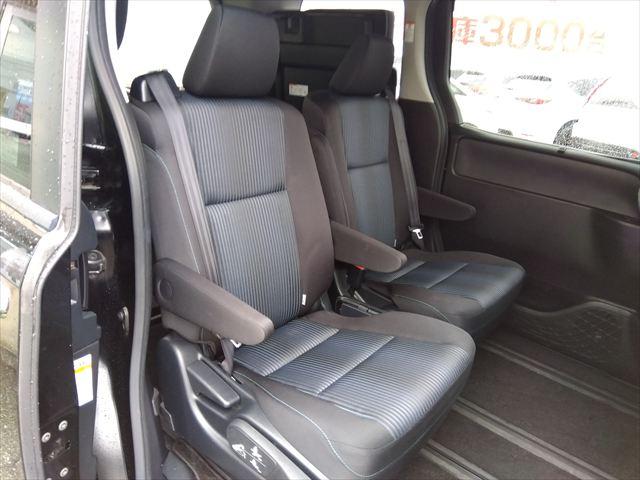 ヴォクシー ZS 煌II☆トヨタセイフティセンス☆車検令和9年11月☆ ナビ☆フリップダウンモニター☆Bluetooth☆バックカメラ☆ETC☆両側パワースライドドア☆LEDヘッドライト&フォグ☆衝突軽減ブレーキ☆車線逸脱警報☆走行5.5万km☆7人乗り☆試乗OK☆禁煙車(35枚目)