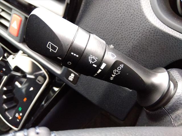 ヴォクシー ZS 煌II☆トヨタセイフティセンス☆車検令和9年11月☆ ナビ☆フリップダウンモニター☆Bluetooth☆バックカメラ☆ETC☆両側パワースライドドア☆LEDヘッドライト&フォグ☆衝突軽減ブレーキ☆車線逸脱警報☆走行5.5万km☆7人乗り☆試乗OK☆禁煙車(54枚目)