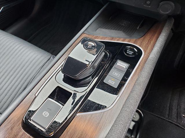 オーラ G レザーエディション☆プロパイロット☆LEDヘッドライト☆ 9インチナビ☆BOSEサウンドシステム☆Bluetooth☆アラウンドビューモニター☆ETC2.0☆本革シート☆衝突軽減ブレーキ☆レーンキープアシスト☆ブラインドスポットモニター☆試乗OK☆禁煙車☆(47枚目)