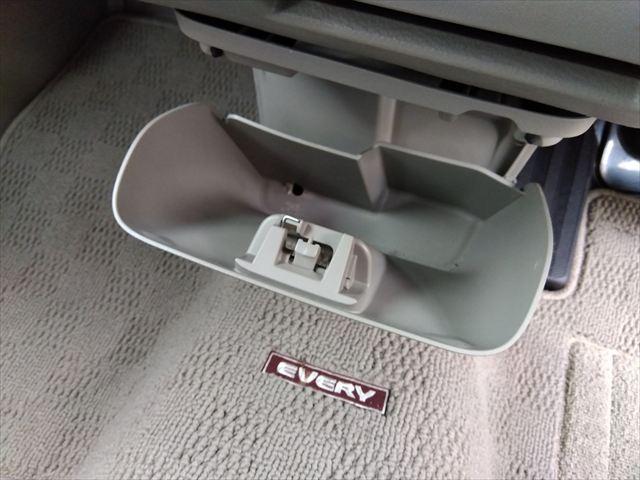 エブリイワゴン ＰＺターボスペシャル☆４ＷＤ☆車検令和９年１２月☆禁煙車☆　４ＷＤ☆ナビ☆フルセグ☆ＤＶＤ☆両側パワースライドドア☆衝突軽減ブレーキ☆リアパーキングセンサー☆オートステップ☆革調シートカバー☆リアヒーター☆ヒーテッドドアミラー☆スマートキー☆ターボ☆試乗ＯＫ☆（60枚目）