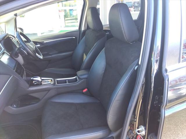 シャトル ハイブリッドX ホンダセンシング☆走行4.3万km☆ 4WD☆8インチナビ☆Bluetooth☆CarPlay☆ドライブレコーダー☆ETC☆シートヒーター☆エンジンスターター☆衝突軽減ブレーキ☆LEDヘッドライト☆ハーフレザーシート☆試乗OK☆禁煙車☆(5枚目)