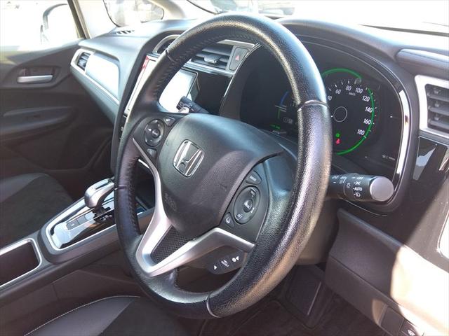 シャトル ハイブリッドX ホンダセンシング☆走行4.3万km☆ 4WD☆8インチナビ☆Bluetooth☆CarPlay☆ドライブレコーダー☆ETC☆シートヒーター☆エンジンスターター☆衝突軽減ブレーキ☆LEDヘッドライト☆ハーフレザーシート☆試乗OK☆禁煙車☆(45枚目)