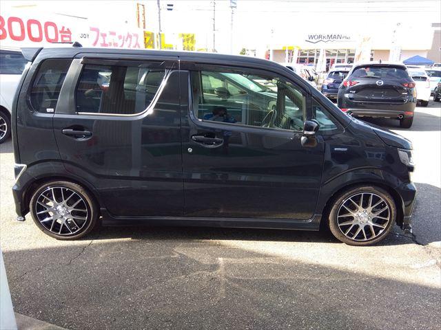 ワゴンＲ ハイブリッドＦＺ☆デュアルセンサーブレーキサポート☆禁煙車☆　４ＷＤ☆ナビ☆Ｂｌｕｅｔｏｏｔｈ☆全方位カメラ☆ＥＴＣ☆ファイナルコネクション車高調☆１６インチアルミホイール☆シルクブレイズスポイラー☆エンジンスターター☆革調シートカバー☆シートヒーター☆試乗ＯＫ（9枚目）