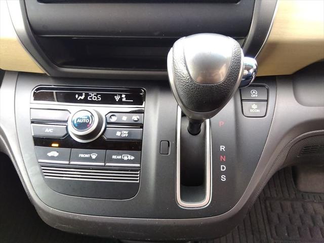 フリード Ｇ・ホンダセンシング☆禁煙車☆走行５．６万ｋｍ☆ナビ☆ＴＶ☆　純正ナビ☆ＴＶ☆Ｂｌｕｅｔｏｏｔｈ☆ビルトインＥＴＣ☆バックカメラ☆両側パワースライドドア☆ホンダセンシング☆アダプティブクルーズコントロール☆ヒーテッドドアミラー☆横滑り防止☆スマートキー☆試乗ＯＫ（18枚目）