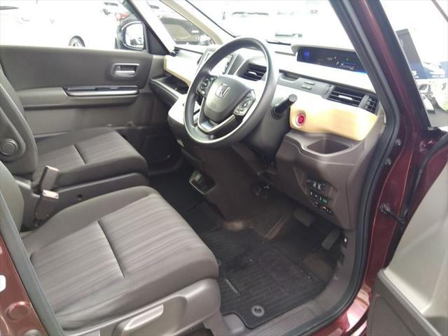 フリード Ｇ・ホンダセンシング☆禁煙車☆走行５．６万ｋｍ☆ナビ☆ＴＶ☆　純正ナビ☆ＴＶ☆Ｂｌｕｅｔｏｏｔｈ☆ビルトインＥＴＣ☆バックカメラ☆両側パワースライドドア☆ホンダセンシング☆アダプティブクルーズコントロール☆ヒーテッドドアミラー☆横滑り防止☆スマートキー☆試乗ＯＫ（49枚目）