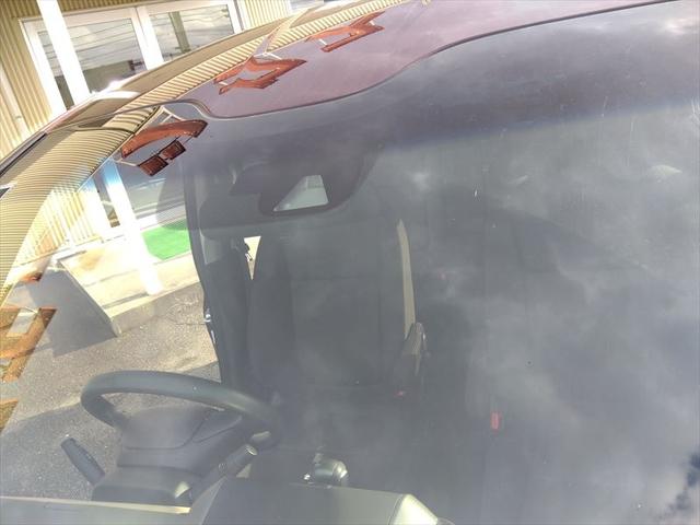 フリード Ｇ・ホンダセンシング☆禁煙車☆走行５．６万ｋｍ☆ナビ☆ＴＶ☆　純正ナビ☆ＴＶ☆Ｂｌｕｅｔｏｏｔｈ☆ビルトインＥＴＣ☆バックカメラ☆両側パワースライドドア☆ホンダセンシング☆アダプティブクルーズコントロール☆ヒーテッドドアミラー☆横滑り防止☆スマートキー☆試乗ＯＫ（71枚目）