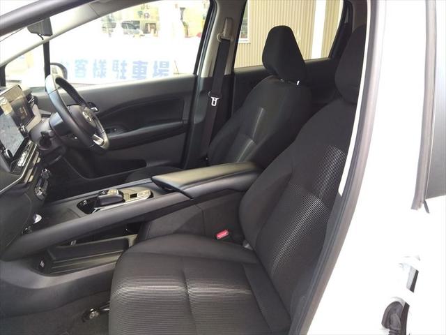 ノート Ｘ　ＦＯＵＲ☆禁煙車☆ナビ☆ＴＶ☆プロパイロット☆４ＷＤ☆　純正９型ナビ☆フルセグＴＶＢｌｕｅｔｏｏｔｈ☆ＵＳＢ接続☆プロパイロット☆４ＷＤ☆エマージェンシーブレーキ☆アダプティブクルーズコントロール☆アラウンドビューモニター☆デジタルインナーミラー☆試乗ＯＫ（12枚目）