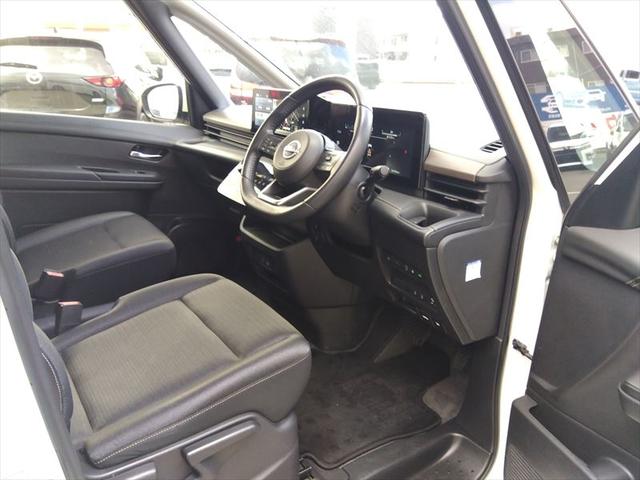 ☆☆自動車保険もフェニックスにお任せ下さい！☆☆保険のお見積もりはもちろん無料！！更新・内容変更・乗り換え手続き大歓迎です♪♪専任スタッフとお気軽に保険のお話してみませんか？？気になる方はスタッフ迄