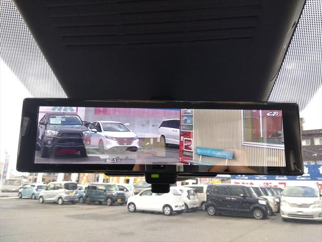 ☆☆自動車保険もフェニックスにお任せ下さい！☆☆保険のお見積もりはもちろん無料！！更新・内容変更・乗り換え手続き大歓迎です♪♪専任スタッフとお気軽に保険のお話してみませんか？？気になる方はスタッフ迄