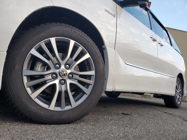 エスティマハイブリッド アエラス　プレミアム☆ガラスルーフ☆トヨタセーフティセンス☆　４ＷＤ☆９インチナビ☆Ｂｌｕｅｔｏｏｔｈ☆後席モニター☆バックカメラ☆ビルトインＥＴＣ２．０☆両側パワースライドドア☆パワーバックドア☆ＴＲＤフロントスポイラー☆衝突軽減ブレーキ☆試乗ＯＫ☆禁煙車☆（17枚目）