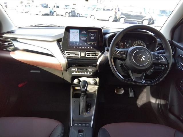 フロンクス ベースグレード☆スズキセーフティサポートＩＩ☆走行２６ｋｍ☆　４ＷＤ☆９インチナビ☆ＡｎｄｒｏｉｄＡｕｔｏ☆ＣａｒＰｌａｙ☆全方位モニター☆パーキングセンサー☆Ｗシートヒーター☆置くだけ充電☆ヘッドアップディスプレイ☆クルーズコントロール☆ＢＭＳ☆禁煙車☆（4枚目）