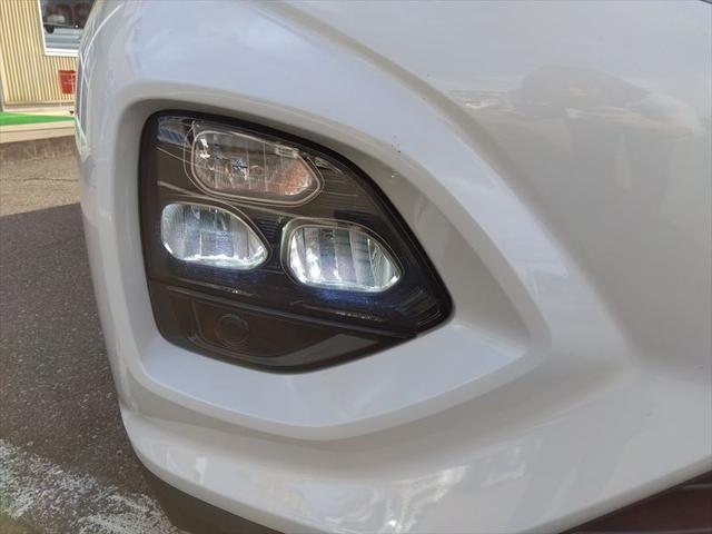 フロンクス ベースグレード☆スズキセーフティサポートＩＩ☆走行２６ｋｍ☆　４ＷＤ☆９インチナビ☆ＡｎｄｒｏｉｄＡｕｔｏ☆ＣａｒＰｌａｙ☆全方位モニター☆パーキングセンサー☆Ｗシートヒーター☆置くだけ充電☆ヘッドアップディスプレイ☆クルーズコントロール☆ＢＭＳ☆禁煙車☆（26枚目）