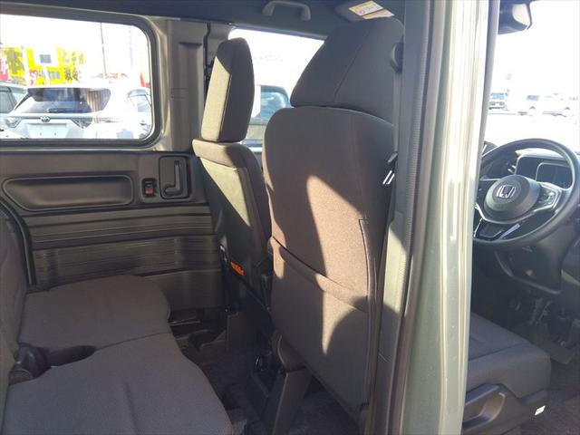 N-VAN ファン・ターボ☆ホンダセンシング☆登録済み未使用車☆ LEDヘッドライト☆LEDフォグランプ☆スマートキー☆プッシュスタート☆リアソナーセンサー☆衝突軽減ブレーキ☆前後誤発進抑制機能☆路外逸脱抑制機能☆アダプティブクルーズコントロール☆オートハイビーム☆(29枚目)