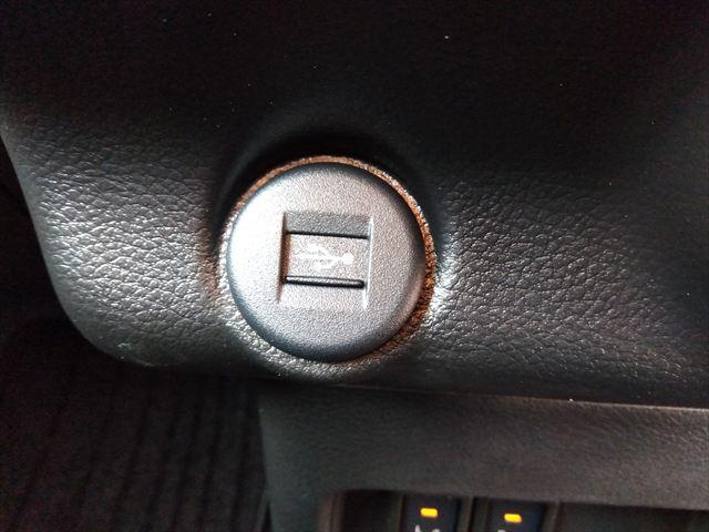 フレアクロスオーバー ＸＳ☆デュアルカメラブレーキサポート☆車検Ｒ１０／８☆禁煙車　８インチナビ☆Ｂｌｕｅｔｏｏｔｈ☆前後ドライブレコーダー☆ビルトインＥＴＣ２．０☆全方位モニター☆パーキングセンサー☆シートヒーター☆レーンキープアシスト☆ＬＥＤヘッドライト＆フォグ☆試乗ＯＫ☆（44枚目）