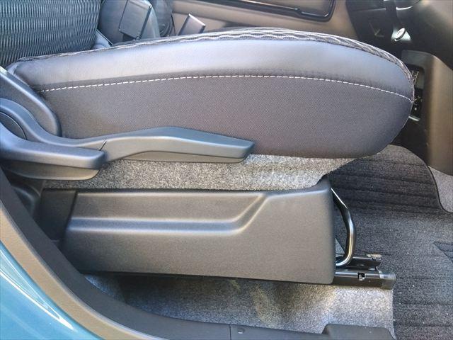 フレアクロスオーバー ＸＳ☆デュアルカメラブレーキサポート☆車検Ｒ１０／８☆禁煙車　８インチナビ☆Ｂｌｕｅｔｏｏｔｈ☆前後ドライブレコーダー☆ビルトインＥＴＣ２．０☆全方位モニター☆パーキングセンサー☆シートヒーター☆レーンキープアシスト☆ＬＥＤヘッドライト＆フォグ☆試乗ＯＫ☆（70枚目）