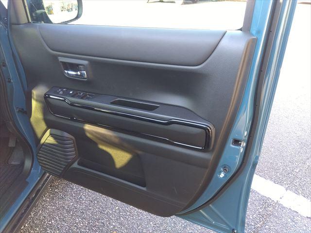 フレアクロスオーバー ＸＳ☆デュアルカメラブレーキサポート☆車検Ｒ１０／８☆禁煙車　８インチナビ☆Ｂｌｕｅｔｏｏｔｈ☆前後ドライブレコーダー☆ビルトインＥＴＣ２．０☆全方位モニター☆パーキングセンサー☆シートヒーター☆レーンキープアシスト☆ＬＥＤヘッドライト＆フォグ☆試乗ＯＫ☆（72枚目）