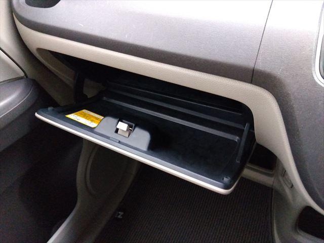 Ｎ－ＯＮＥ Ｇ・Ｌパッケージ☆禁煙車☆　スマホ連携ディスプレイオーディオ☆Ｂｌｕｅｔｏｏｔｈ☆バックカメラ☆ＨＩＤヘッドライト☆オートライト☆スマートキー☆プッシュスタート☆アイドリングストップ☆走行４．８万ｋｍ☆オートエアコン☆試乗ＯＫ☆（42枚目）