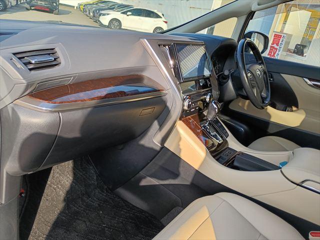 アルファード ２．５Ｇ☆トヨタセーフティセンス☆禁煙車☆　１０インチナビ☆後席モニター☆Ｂｌｕｅｔｏｏｔｈ☆ドラレコ☆ＥＴＣ☆バックカメラ☆本革シート☆パワーシート☆両側パワースライドドア☆パワーバックドア☆シートヒーター☆シートベンチレーション☆試乗ＯＫ☆（34枚目）