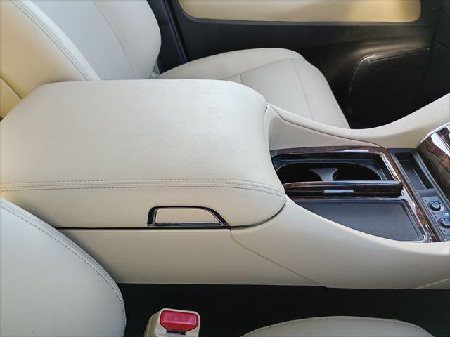 アルファード ２．５Ｇ☆トヨタセーフティセンス☆禁煙車☆　１０インチナビ☆後席モニター☆Ｂｌｕｅｔｏｏｔｈ☆ドラレコ☆ＥＴＣ☆バックカメラ☆本革シート☆パワーシート☆両側パワースライドドア☆パワーバックドア☆シートヒーター☆シートベンチレーション☆試乗ＯＫ☆（52枚目）