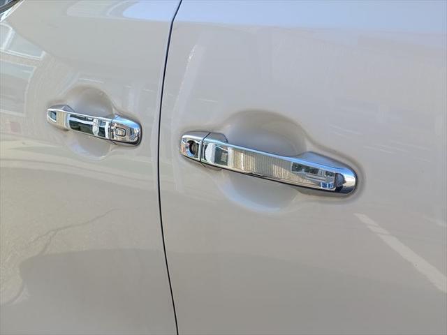 アルファード ２．５Ｓ　Ｃパッケージ☆トヨタセイフティセンス☆７人乗り☆　４ＷＤ☆１０インチナビ☆後席モニター☆Ｂｌｕｅｔｏｏｔｈ☆バックカメラ☆ビルトインＥＴＣ☆パワーシート☆シートヒーター☆シートベンチレーション☆ステアリングヒーター☆両側パワースライドドア☆試乗ＯＫ☆（17枚目）