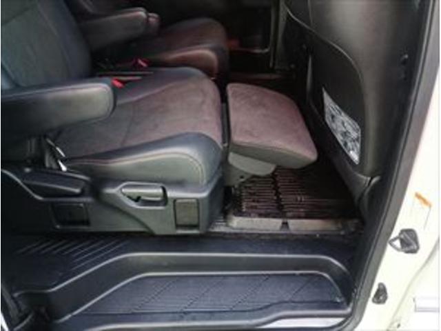 TOYOTA ESTIMA HYBRID AERAS PREMIUM