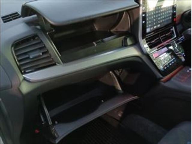 TOYOTA ESTIMA HYBRID AERAS PREMIUM