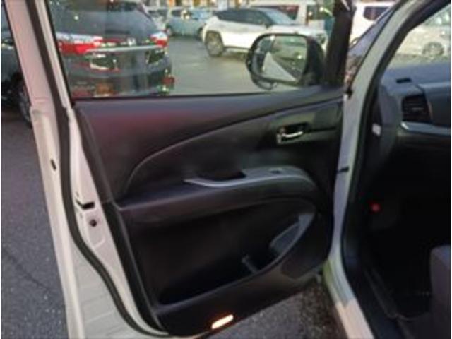 TOYOTA ESTIMA HYBRID AERAS PREMIUM