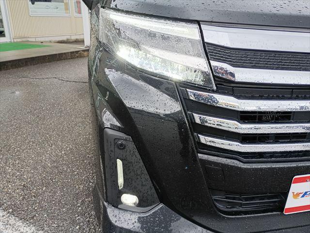 ルーミー カスタムG後期☆スマートアシスト☆クルーズコントロール☆禁煙 4WD☆9インチディスプレイオーディオ☆Bluetooth☆バックカメラ☆ビルトインETC☆前後ドライブレコーダー☆両側パワースライドドア☆シートヒーター☆衝突軽減ブレーキ☆パーキングソナー☆試乗OK(29枚目)