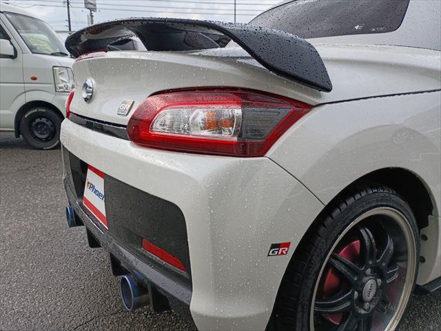 コペン GR スポーツ☆5速MT☆GR専用足回り☆MOMOステ☆ GRフロントスポイラー☆GRサイドスカート☆ロッソモデロマフラー☆エスケレートリアウィング☆ルーフカーボン調ラッピング☆16インチアルミ☆レカロシート☆ナビ☆Bluetooth☆バックカメラ☆(24枚目)