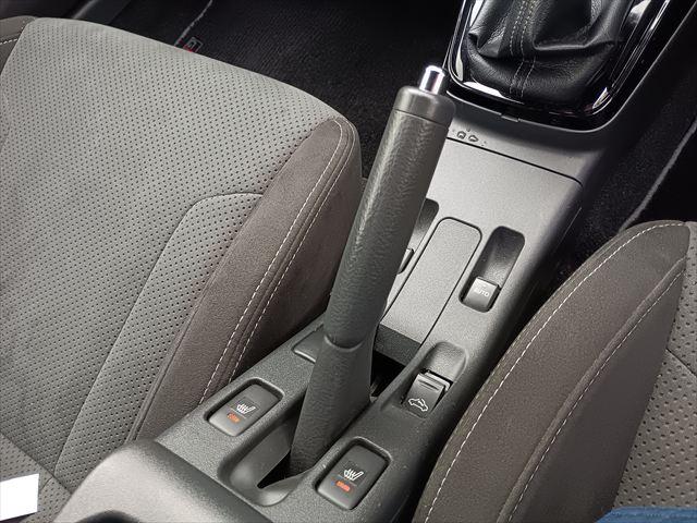 コペン GR スポーツ☆5速MT☆GR専用足回り☆MOMOステ☆ GRフロントスポイラー☆GRサイドスカート☆ロッソモデロマフラー☆エスケレートリアウィング☆ルーフカーボン調ラッピング☆16インチアルミ☆レカロシート☆ナビ☆Bluetooth☆バックカメラ☆(52枚目)