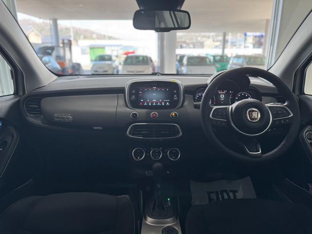５００Ｘ ブレッザ　Ｕコネクト　ＡｐｐｌｅＣａｒＰｌａｙ　ＡｎｄｒｏｉｄＡｕｔｏ　スマートキー　電動キャンバストップ　ＬＥＤヘッドライト　マルチエア　ＦＩＡＴモノグラムデザインシート（18枚目）