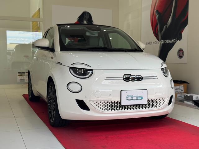 500e オープン 電動トップキャンバストップ 純正ナビ ETC2.0 スマートキー LEDヘッドライド シートヒーター エコレザーシート バックモニター クリアランスソナー ブレーキホールド(3枚目)