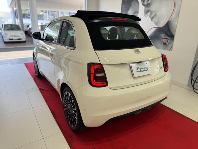 500e オープン 電動トップキャンバストップ 純正ナビ ETC2.0 スマートキー LEDヘッドライド シートヒーター エコレザーシート バックモニター クリアランスソナー ブレーキホールド(10枚目)