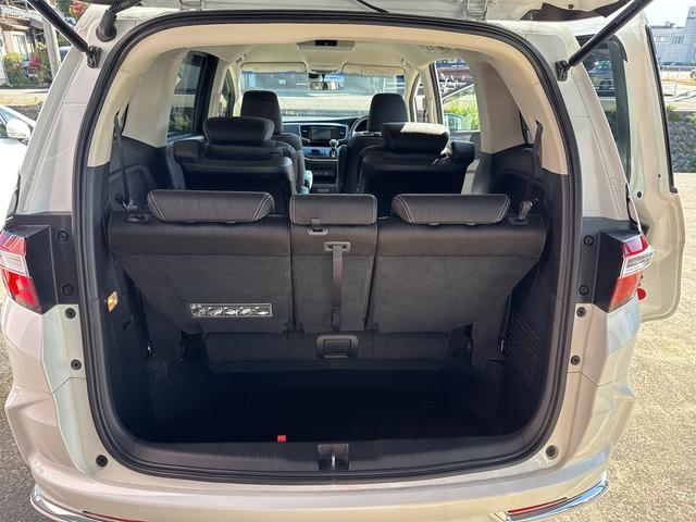 オデッセイ アブソルート ETC バックカメラ TV オートクルーズコントロール 衝突被害軽減システム 両側電動スライドドア オートライト LEDヘッドランプ スマートキー アイドリングストップ 後席モニター 3列シート(18枚目)