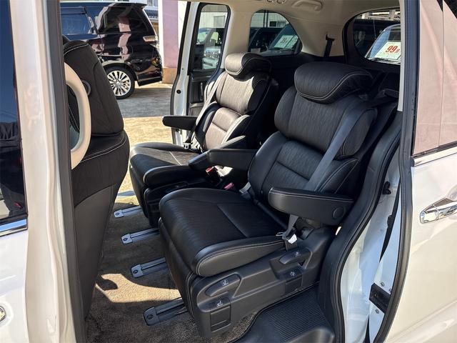 オデッセイ アブソルート ETC バックカメラ TV オートクルーズコントロール 衝突被害軽減システム 両側電動スライドドア オートライト LEDヘッドランプ スマートキー アイドリングストップ 後席モニター 3列シート(39枚目)