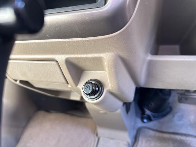 バモス M 4WD 両側スライドドア キーレスエントリー AT CD アルミホイール 衝突安全ボディ エアコン パワーステアリング パワーウィンドウ(5枚目)