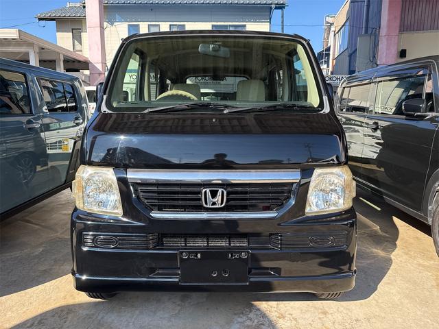 バモス M 4WD 両側スライドドア キーレスエントリー AT CD アルミホイール 衝突安全ボディ エアコン パワーステアリング パワーウィンドウ(11枚目)